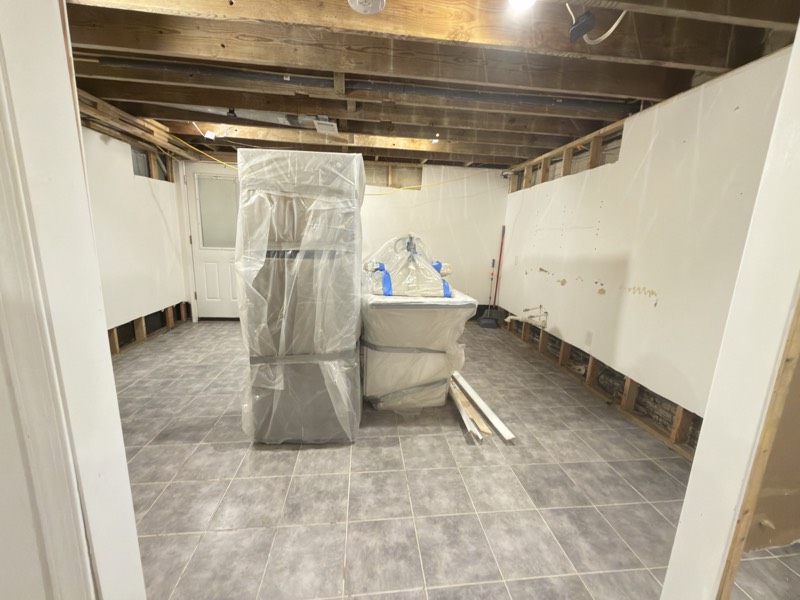 Washington, DC ceiling leak project after demolition and structural drying