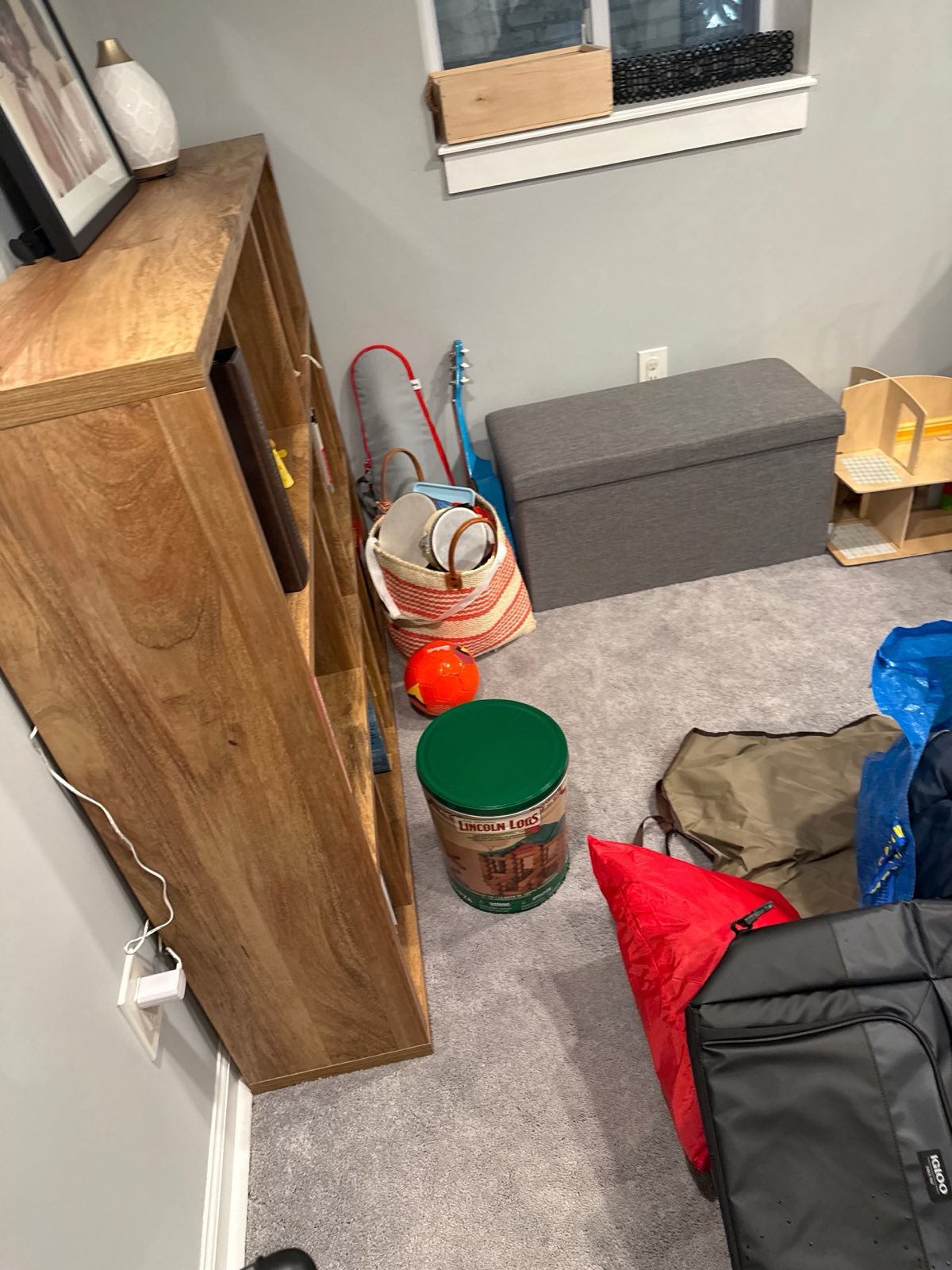 Emergency water extraction and contents protection on a documented Washington, DC water damage project